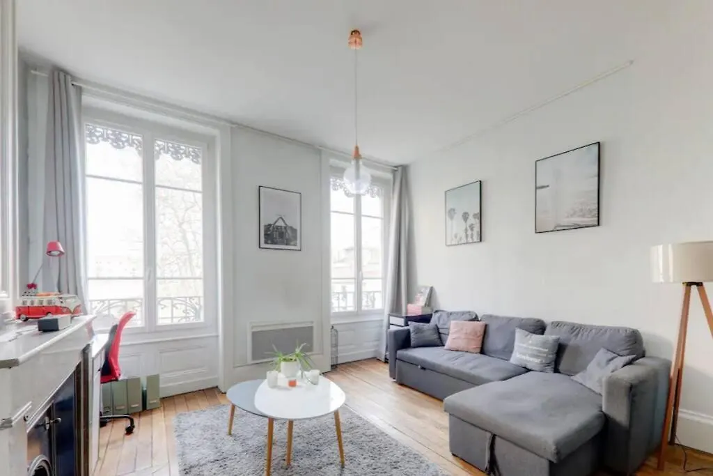 Apartment Bel Appartement Haussmannien Au Coeur Du 7Eme Lyon