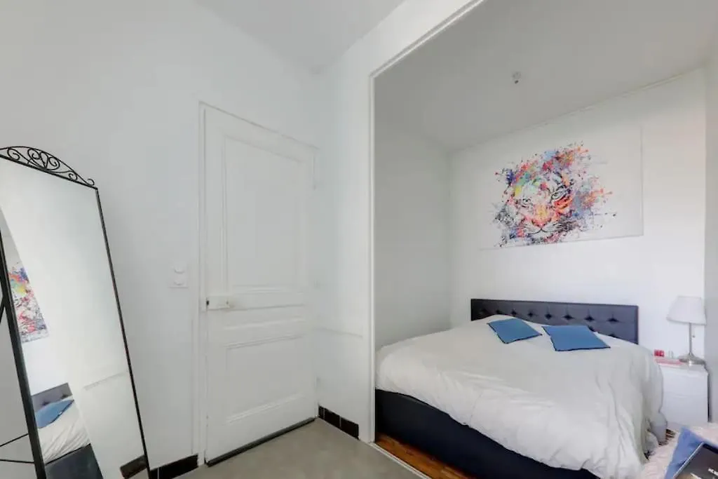 Bel Appartement Haussmannien Au Coeur Du 7Eme Lyon France