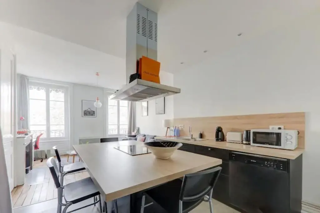 Apartment Bel Appartement Haussmannien Au Coeur Du 7Eme Lyon France